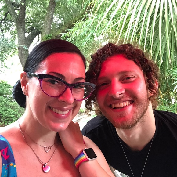 Meet your Posher, Elda - Picture 4 of 6